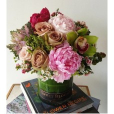 Petal Party (Medium)